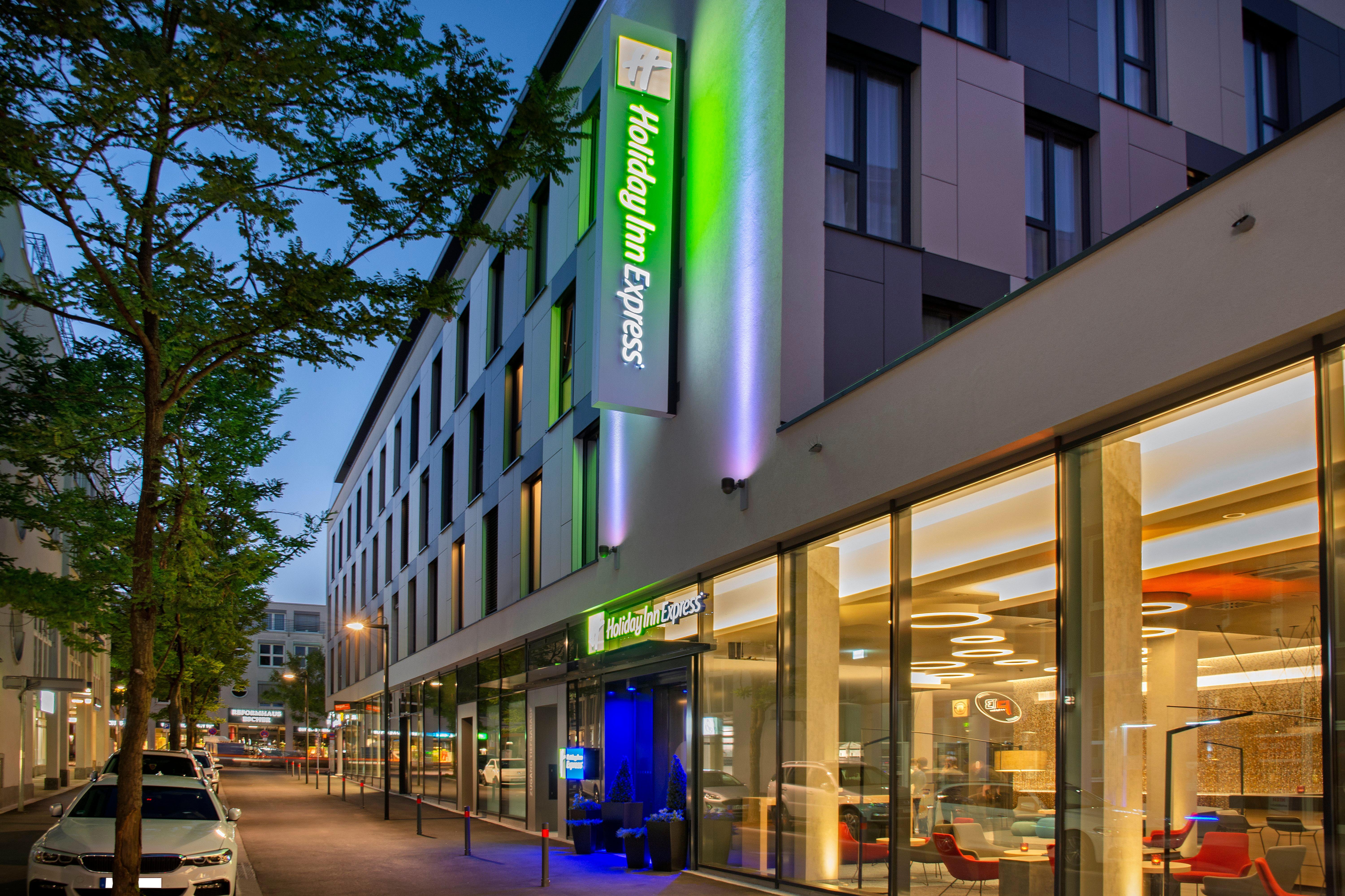 Holiday Inn Express Stuttgart-Waiblingen By Ihg Exterior photo